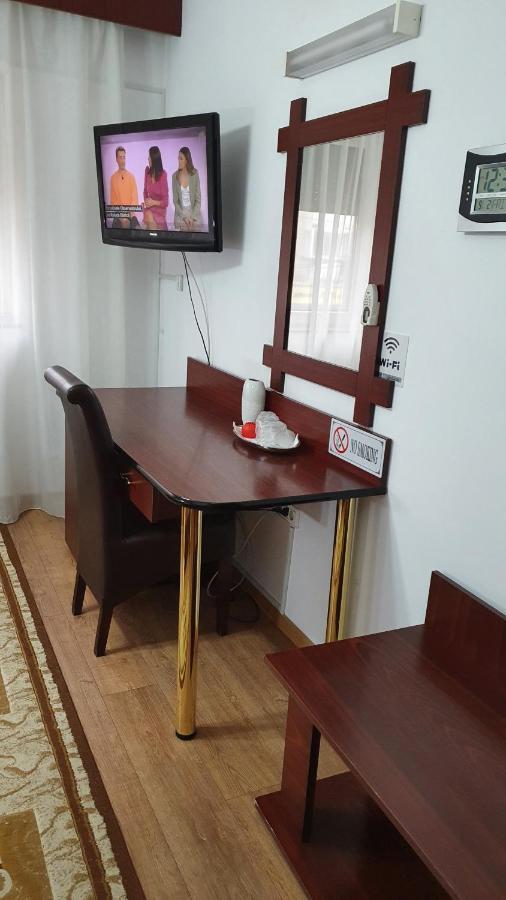 Pensiunea Select أراد المظهر الخارجي الصورة